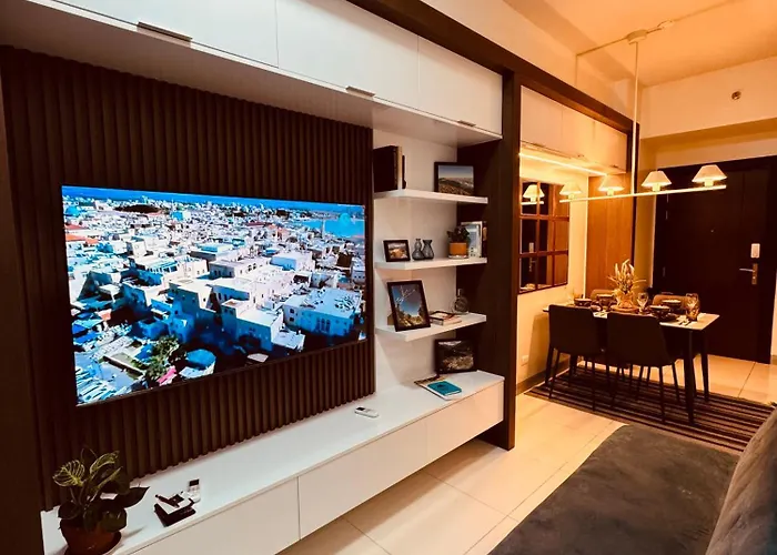 Apartamento Cozy Uptown Park Tower 2